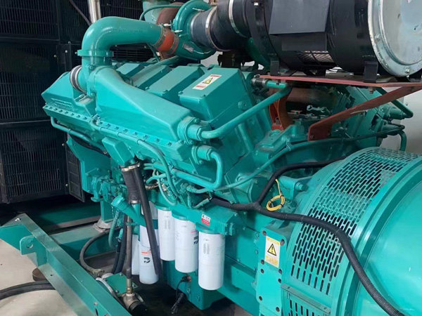 海淀更换100kW柴油发电机组机油时，需要注意哪些事项？